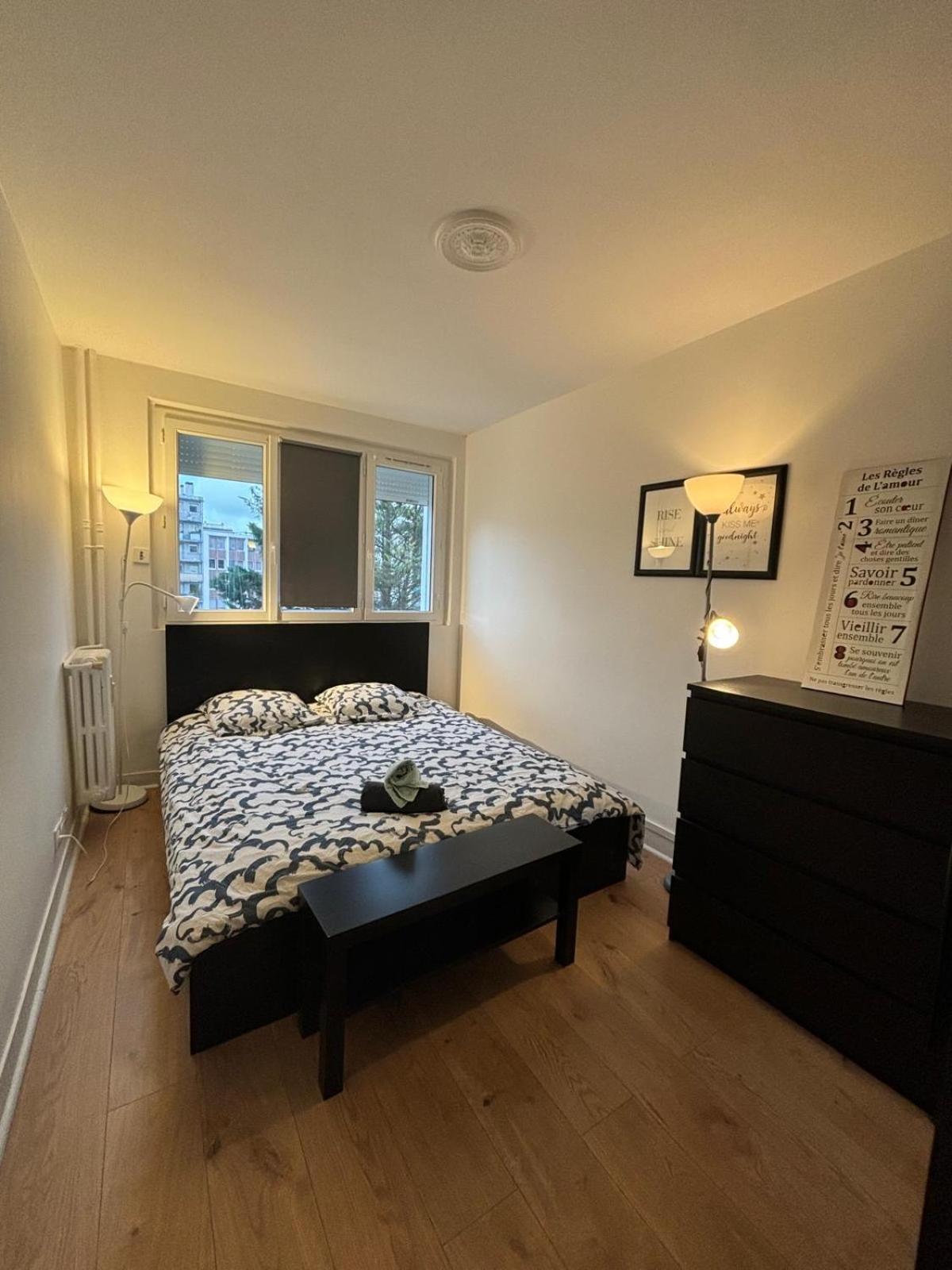 4 Beds Apartment Close Paris Center วองว์ส ภายนอก รูปภาพ